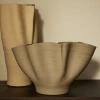 Béžová keramická váza Kave Home Nilea 44 cm -fv-interier-25